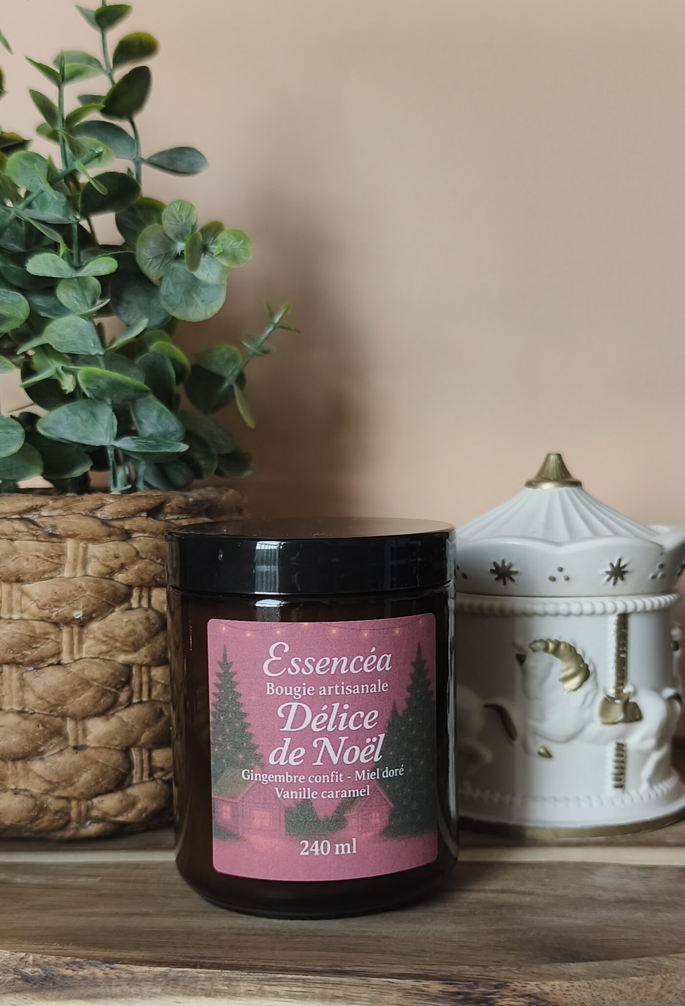 Bougie Artisanale – Délice de Noël